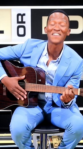 With Vusi Nova as our first ⭐️ tonight on Deal or No Deal Celebrity SA you know inspiration wasn’t hard to find. Catch his episode tonight on SABC1- Mzansi Fo Sho at 6pm! #DealOrNoDealCelebSA | Katlego Maboe