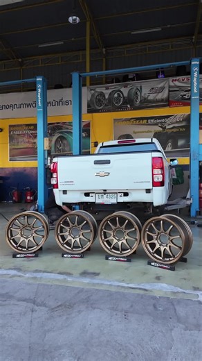 Chevrolet Colorado เข้าเปลี่ยนล้อใหม่ CE28 ขอบคุณมากครับผม 🙏 #nessautomax #chevrolet #colorado #ce28