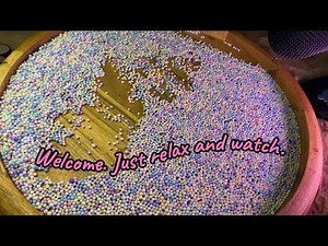 Hypnotic Rolling Balls | 10 Minutes of Calm Visual Relaxation