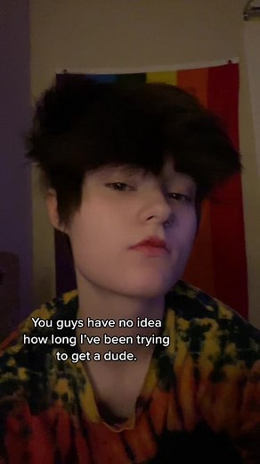 I don’t recommend doing this if your trans :) #foryou #foryoupage #lgbt #lgbtq #trans #ftm #xyzbca #fyp #fypシ #viral #emo #alt