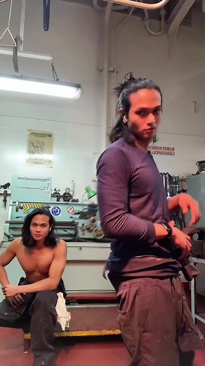 Dancing to Loca Loca: Join the Trend!