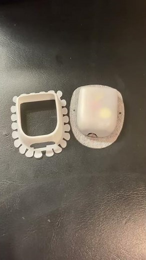 How to apply the Deck My Diabetes Omnipod Cover.