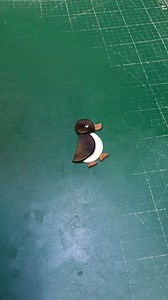 How to make fondant 2D penguin / birds cake / cake topper . . Hi this is a fondant penguin making tutorial . . #penguin #birds #2D #cake #toppers #fondant #wildlife #fondantcake #kidscake #fondanttoppers #ajay_kumar0321 Ajåy Kumar | Ajåy Kumar