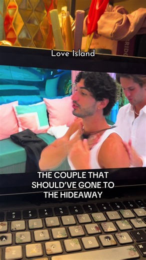 We all know which couple should’ve gone to the hideaway. And it’s not Zach and Kayda lol it is defs Bryce and Zach aka #zryce ❤️‍🔥 #loveisland #loveislandusa