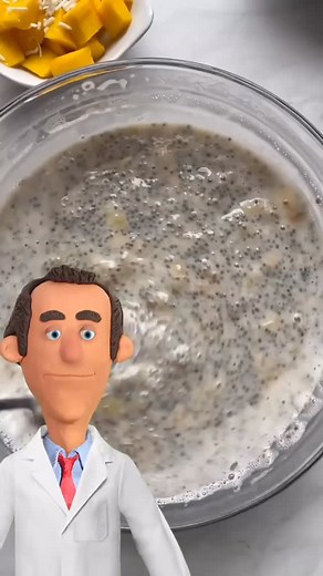 Dr. Walter on Instagram: "🍌✨ Banana + Chia Seeds to Burn Belly Fat? ✨🥄 This simple combo is more than just a trendy snack—it can actually support your fat-loss journey. Here’s how: 1️⃣ Banana – Provides natural energy, potassium, and fiber. It keeps cravings under control while fueling workouts. 2️⃣ Chia Seeds – Loaded with soluble fiber that swells in your stomach → keeps you full, slows sugar absorption, and stabilizes blood sugar. 3️⃣ Together – The balance of carbs (banana) + fiber & healt