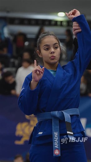 IBJJF on Instagram: "Very nice controlled finish by @ariadnebjj! Watch all matches live on @flograppling."