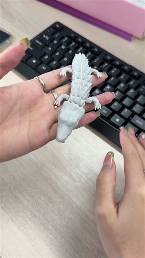3D Printed Dragon: Articulated & Poseable