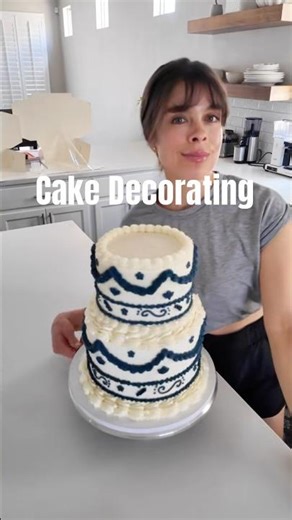 Let’s decorate this cake together 🫶🏼