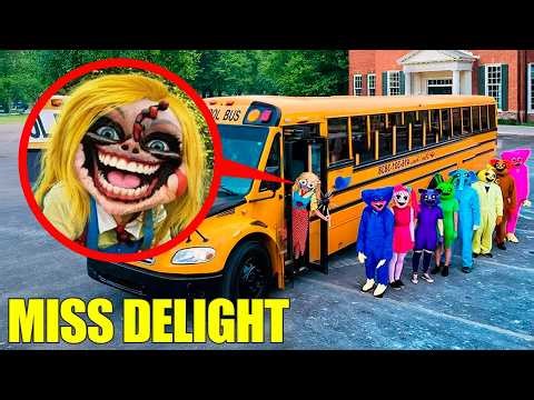¡ENCONTRÉ EL AUTOBÚS ESCOLAR DE MISS DELIGHT en la VIDA REAL!