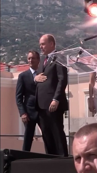 Princess Charlene surprises PRINCE Albert II