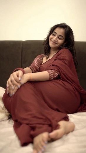 దీప్తి సునైన 🇮🇳 | ❤️ #deepthisunaina 🎥 @rohitnagsai ❤️ Styled by @srikrupa.saggam 😘 | Instagram