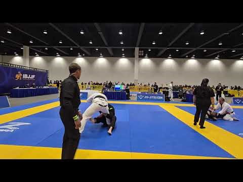 Nolan Stuart (Brea Jiu-Jitsu) vs Fran Papasidero (AOJ) - IBJJF Sacramento Open 2026