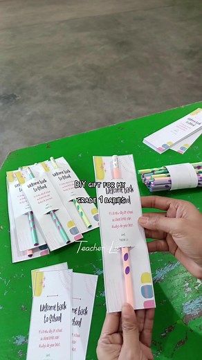 Paano ko nga ba ginawa yung aking DIY token for my grade one babies? watch this 😊 #fyp #foryoupage #fypシ #fypシ゚viral #teachertips #teacherstuff #teachersidea #teacherlis #diytoken #diy #token #tokens