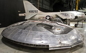 【DARK5】5种最奇怪的军用飞机（中英双字幕 人声 熟肉双语4K高清）@窒息的鲤@DARK5@扯淡5