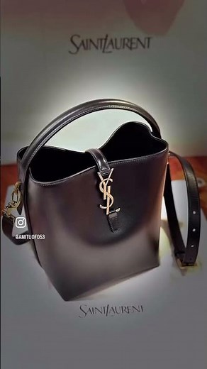 SAINT LAURENT - Le 37 Small YSL Bucket Bag in black shiny Leather. 🎁 Thank you! 12/26/2024