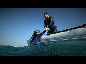 Removing an Unconscious Diver from the Water (Pool/Small Boat)