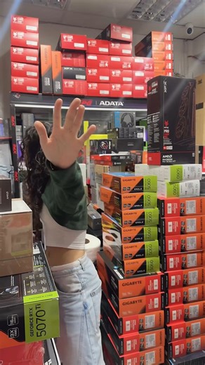 6.9K views · 68 reactions | ✅PC GAMER S/ 7499 ♨️RYZEN 7 9800X3D ♨️RX...