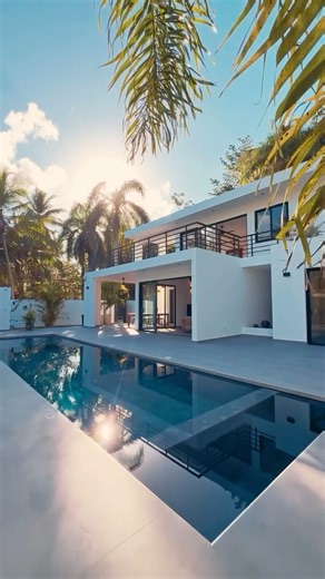 Leo Faboux | Real Estate Advisor on Instagram: "✨ Miami vibes, Caribbean soul ✨ Today @leo.estate presents a stunning villa inspired by modern Miami-style architecture, perfectly placed in the tropical paradise of Las Terrenas 🇩🇴🌴 Clean lines, open spaces, elegant design — all surrounded by one of the most attractive and fast-growing real estate markets in the Dominican Republic. Las Terrenas isn’t just a destination, it’s a lifestyle: beaches, nature, international community, and strong inve