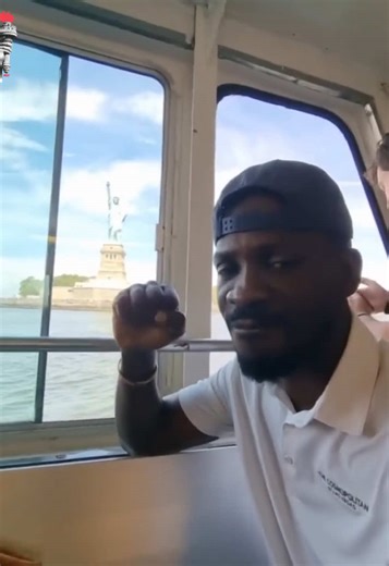 Wama Wummulako Mr. President ❤️✊🏼🇺🇬🌎 TEBINAGWA ✊🏼🇺🇬 Congratulations H.E President Elect Robert Kyagulanyi Ssentamu 🫡❤️✊🏼🇺🇬 Free All Political Prisoners 🇺🇬 MUTUWE ABANTU BAFFE ✊🏼🇺🇬 People Power, Our Power ✊🏼🇺🇬 #terikuzikiza #Kabanje #bobiwine #robertkyagulanyissentamu #ugandanstiktok