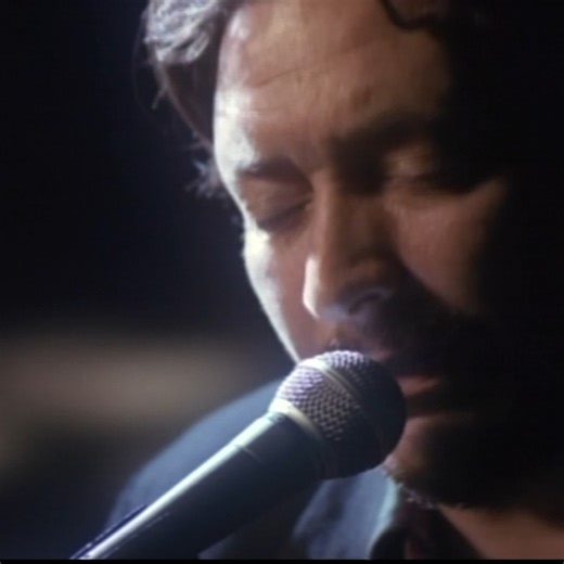 Heaven, the single from the Auberge album, was released on this day in 1991. Watch the full video on Chris' YouTube channel. | Chris Rea