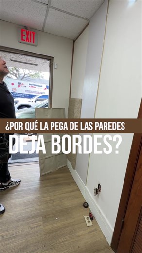 ¿Te ha pasado que la pega deja bordes en la pared? en nuestra serie de instalación te explicamos por qué pasa eso… y cómo puedes hacer para evitarlo. 📍 8042 NW 66th St, Miami, FL 33166. Trabajamos todos los días de 9am a 5pm, los domingos hasta las 3pm. Te esperamos. 📞 1 (645) 248-1030 #wallpanels #pvc #sheets #wallpanelsmiami