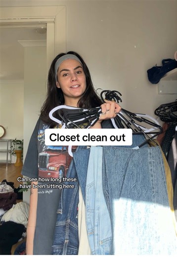 Wardrobe Clear Out: A Fresh Start for Your Closet