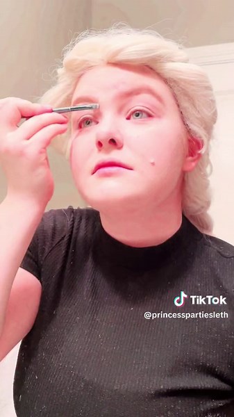 Get Ready with the Snow Queen: Makeup Routine