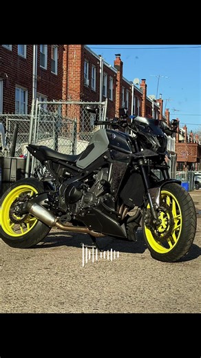 Yamaha MT-09 V3 Review and Features