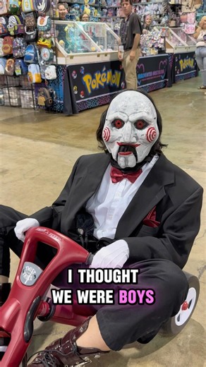 I can’t believe Billy Puppet wanted to play a game with me 😭 #jigsaw #horror #cosplay #horrormovies