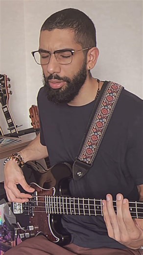 I'll Take You There - Bass Cover #70s #bass #funk #music #bassgroove #joy #joyfulsongs #songs