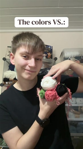 In the summer mood already 🤭 These cute summery fruit keychains are super adorable 🍉🫶🏽 They work up quickly and sell super well at markets, try them out! Working on a pattern and YouTube tutorial rn! 🥰🤭 Tags: #crochet #crochetkeychain #crochetforbeginners #crochetfruit #watermelon