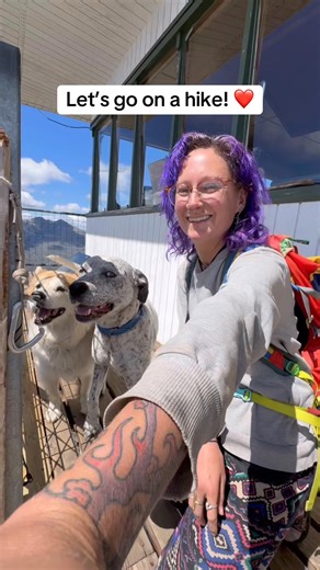 Lunch hike! Still catching up on these 😅🤗 #firelookout #lookoutformichelle #lookoutlife #offgrid #lookout #hikingwithdogs | Lookout for Michelle