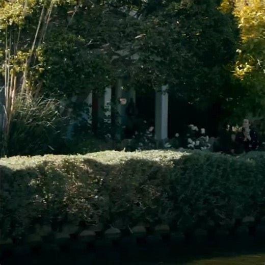 Bridgit Mendler musician and entrepreneur.