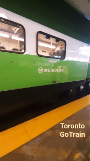 #GOTrain #Canada #UnionStation #RegionalRailService #Metrolinx #TrainsAreAwesome #CommuterRail