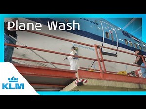 How do you wash a plane? | Intern On A Mission | KLM