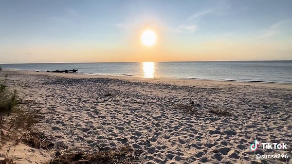 Hour until@Sunset Sunday 9/21/25. Delaware Bay NJ.