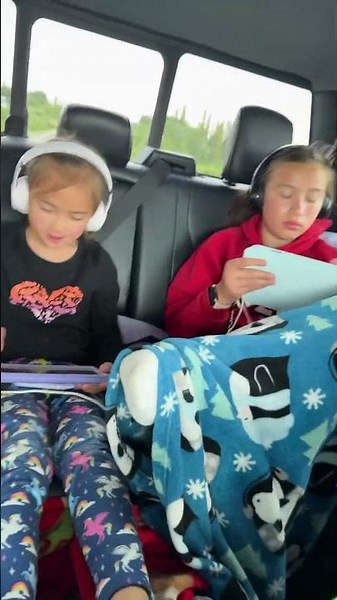 Cute Girls Went Camping at Wrangell-St. Elias National Park | Alaska Wilderness Adventure! #shorts