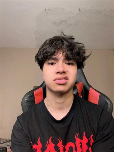 UPS creo que me pase de la línea 😎💜 @monkey #lajungla #funa el texto es de: @#T𝘢𝘺! 🙈💤🦠