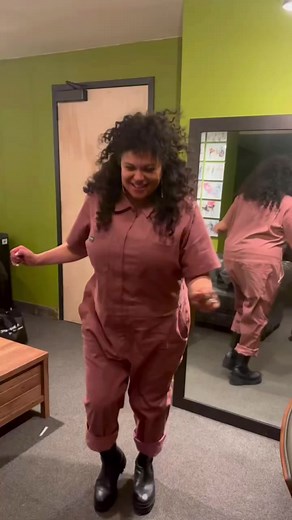 23K views · 642 reactions | aww, some bee tea ess of bu teau ass. and yes, i AM like this all the time. thank you City Winery NYC for the good vibes! can’t wait to get more red wine stains on meh clothes at them other locations!! #linkinbio #duhbish #fullhearttightjeans | Michelle Buteau | Facebook