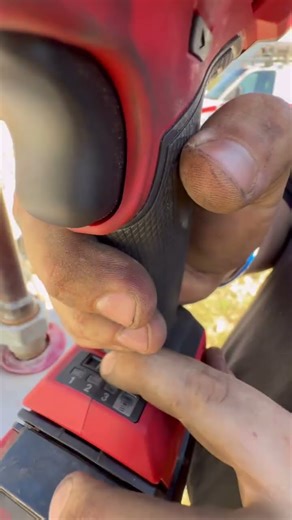 Milwaukee 1/2 impact removing anode rod!! #plumbing #plumber #waterheater