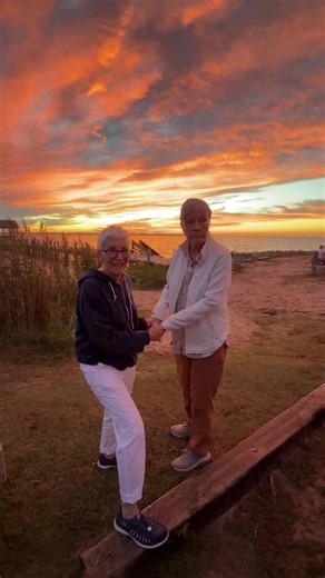 Happy Sunset au naturel – Sunset video without music