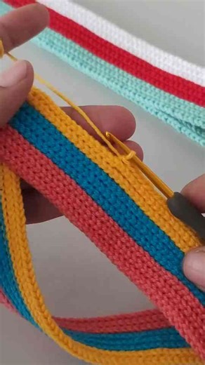 New Stylish Crochet Handle Bag Pattern