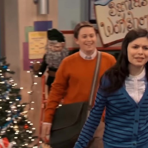 The Heartbreak of Nevel Papperman and Carly Shay | iCarly