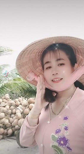 Tân cổ: Làng da đen bàn tay rám nắng