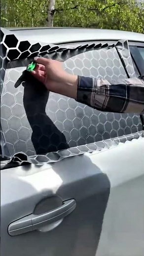 Installing hexagonal coating on car windows