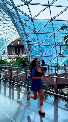 Modern Travel Made Ridiculously Simple