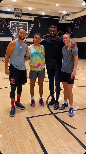 Paige Bueckers getting a workout in with two Finals MVPs Stephen Curry, Jaylen Brown 🔥🏀 | sneakernews.com