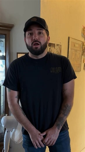 BUG EPISODE 🧍‍♀️ 🐛 🐜 🐞 BUG ON FACE BUGONFACEBUGONFACE #mantis #beetle #farm #animals | CatAleah