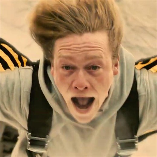 The banshee used to be terrified of heights... until Magneto did this! 🦅