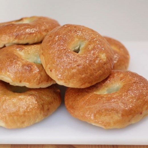 1.9K views · 42 reactions | Learn how to make yummy homemade bagels. #bagels #baking | In The Kitchen With Matt | Facebook